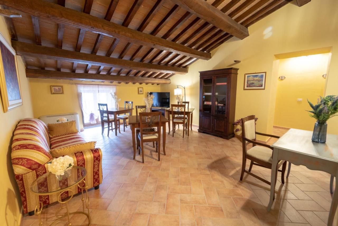 Albergo La Loggia Di San Martino Gualdo Tadino Eksteriør billede